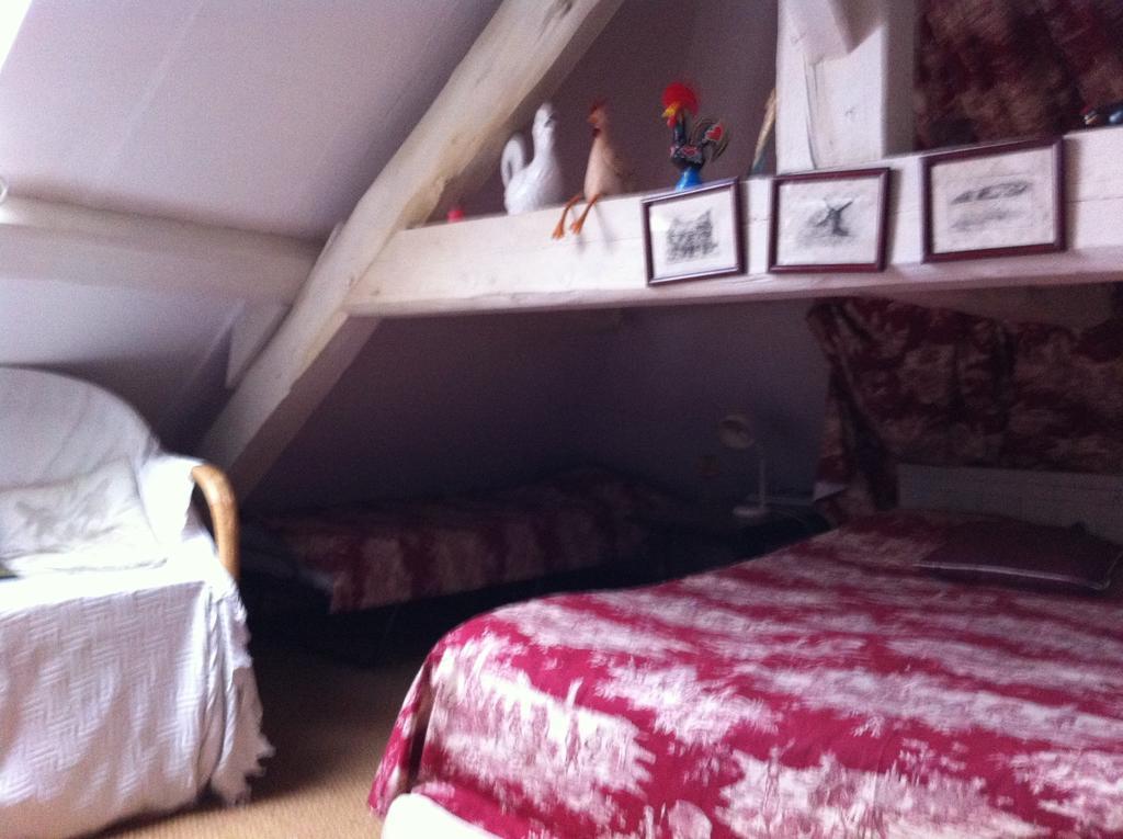 La Rolandière Faverges-de-la-Tour Chambre photo